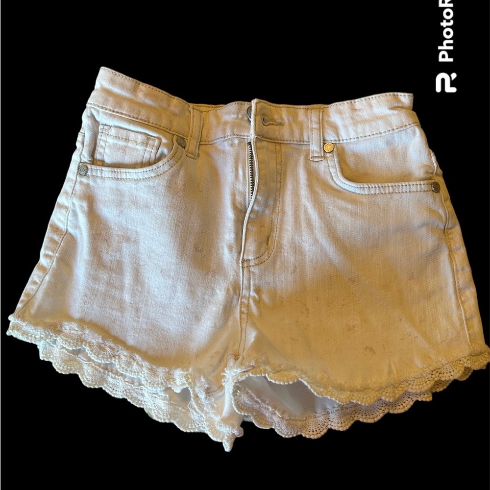 white jean shorts
